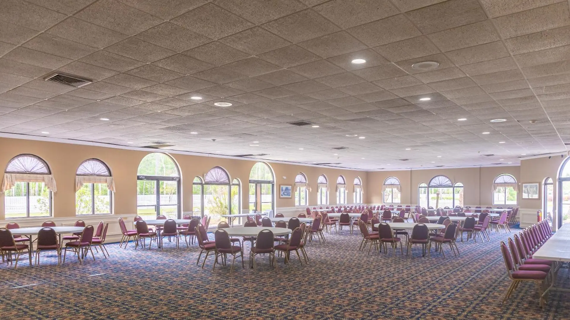 Cottonwood Suites Savannah Hotel & Conference Center Pooler 3*,