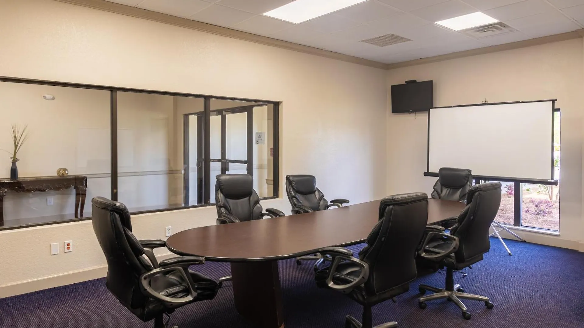 Cottonwood Suites Savannah Hotel & Conference Center Pooler