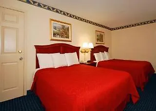 Cottonwood Suites Savannah Hotel & Conference Center Pooler 3*,