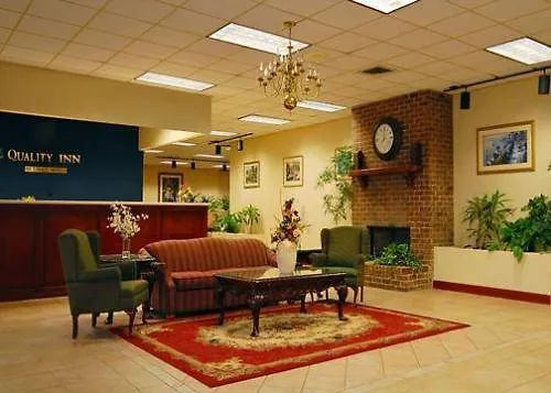 Cottonwood Suites Savannah Hotel & Conference Center Pooler