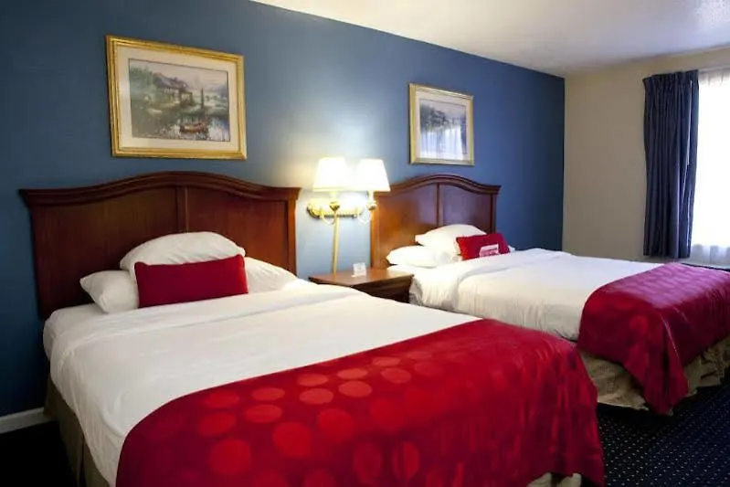 Cottonwood Suites Savannah Hotel & Conference Center Pooler